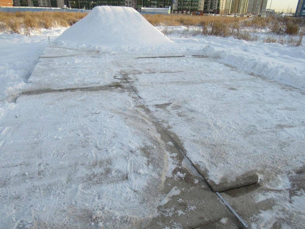 Замер шва на дороге из плит Замер шва на дороге из плит