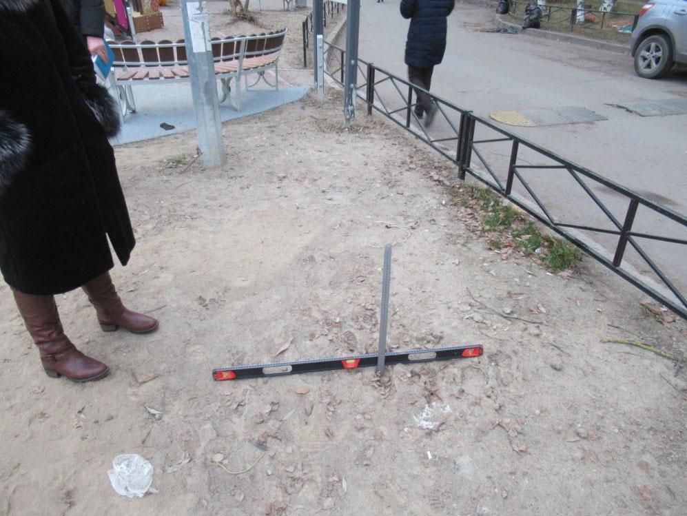 Замер просадки газона Замер просадки газона